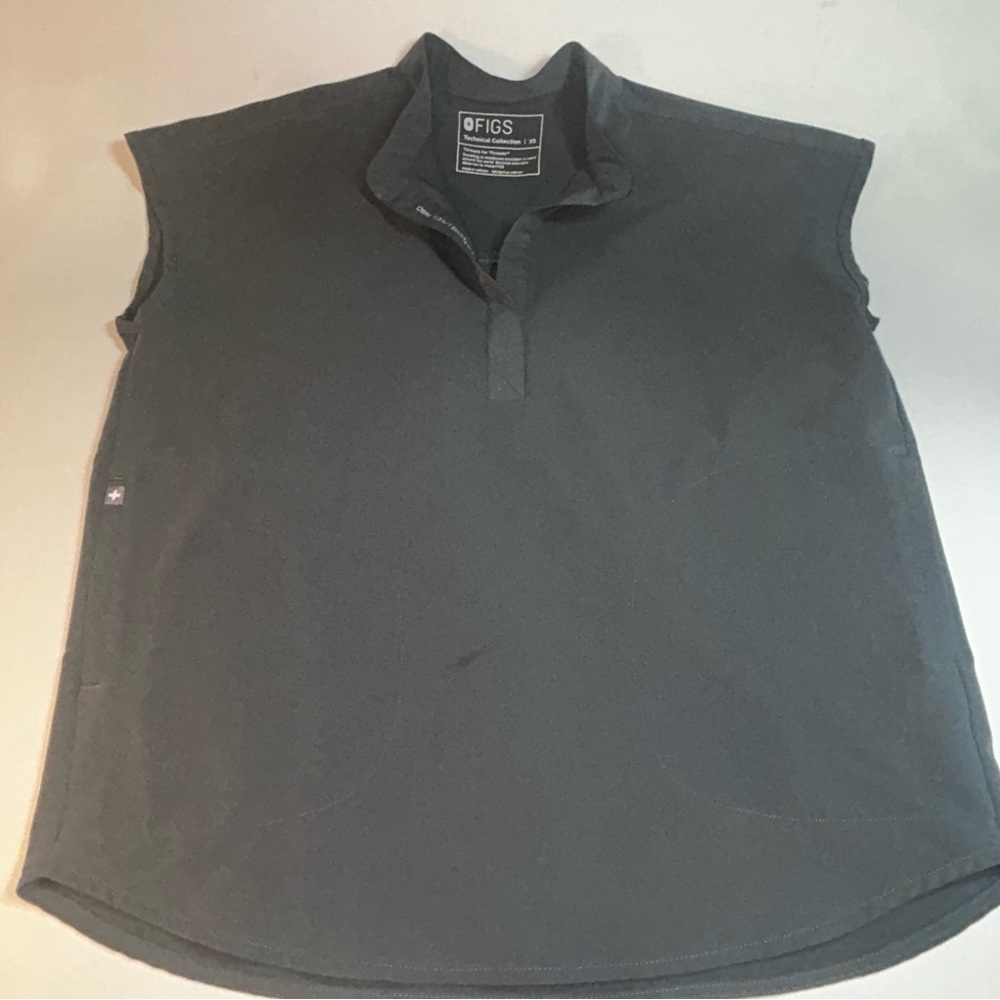 Figs Women’s Technical Collection Scrub Top PO#2491 Gray